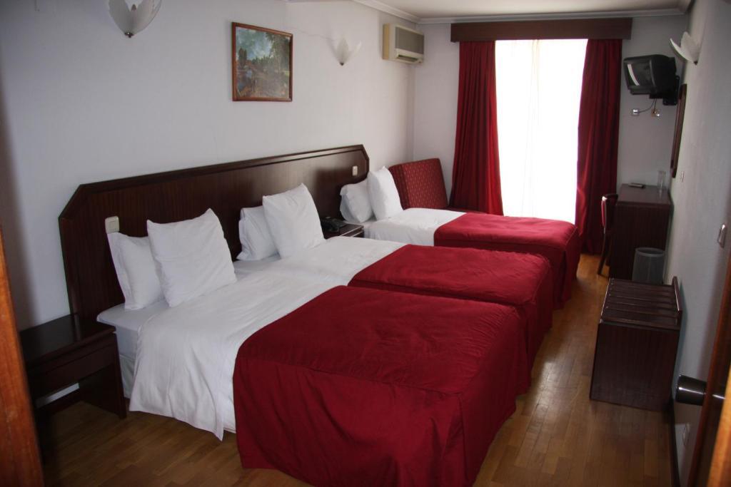 Hotel Turismo Miranda Miranda do Douro Room photo
