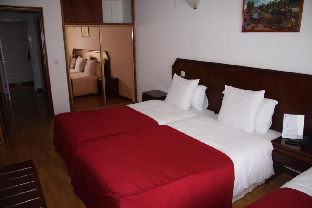 Hotel Turismo Miranda Miranda do Douro Room photo